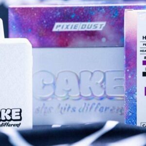 Cake She Hits Different 3G Disposable